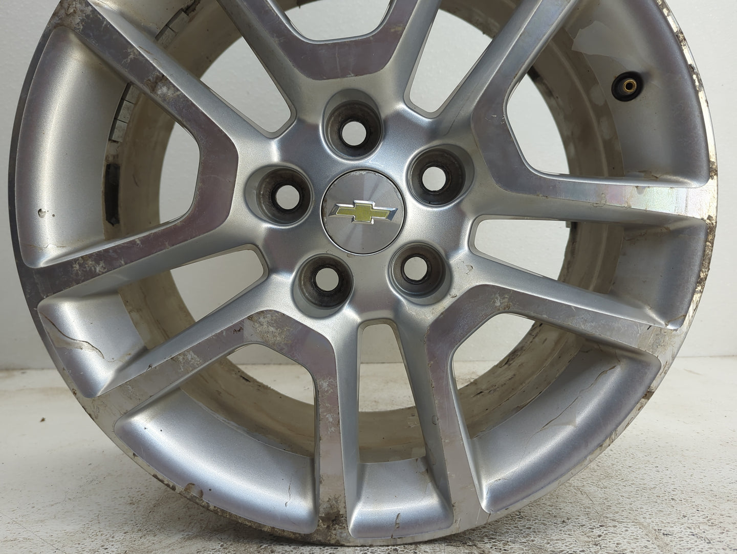 2013-2014 Chevrolet Malibu Oem Wheel Rim - Oemusedautoparts1.com
