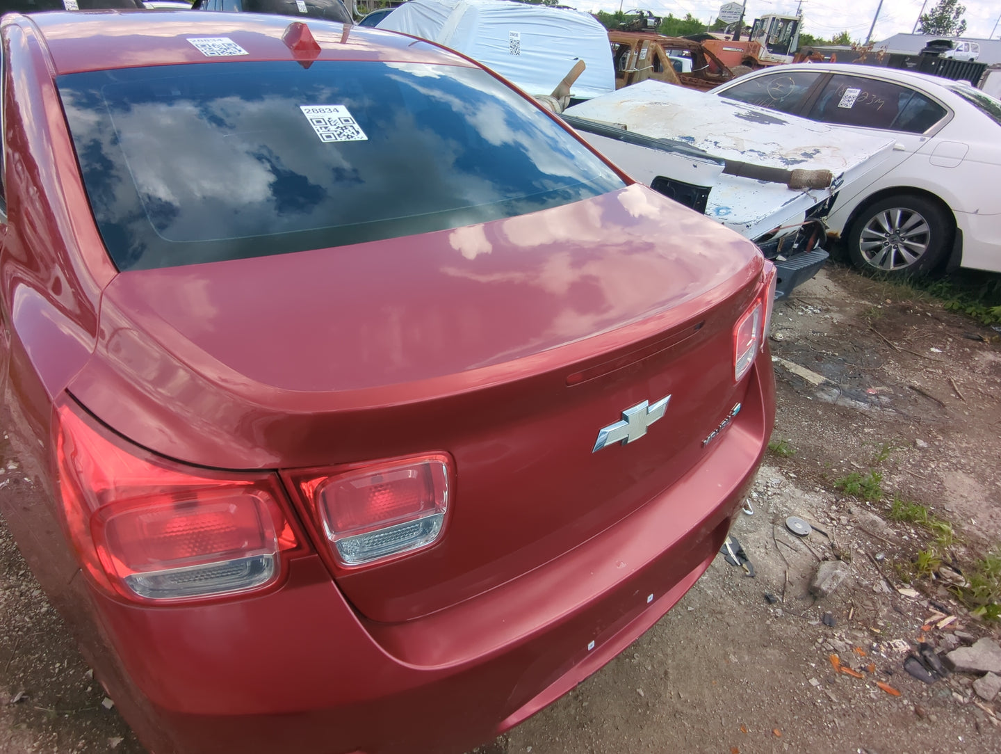 2013-2016 Chevrolet Malibu Trunk/decklid/hatch/tailgate Oem - Oemusedautoparts1.com