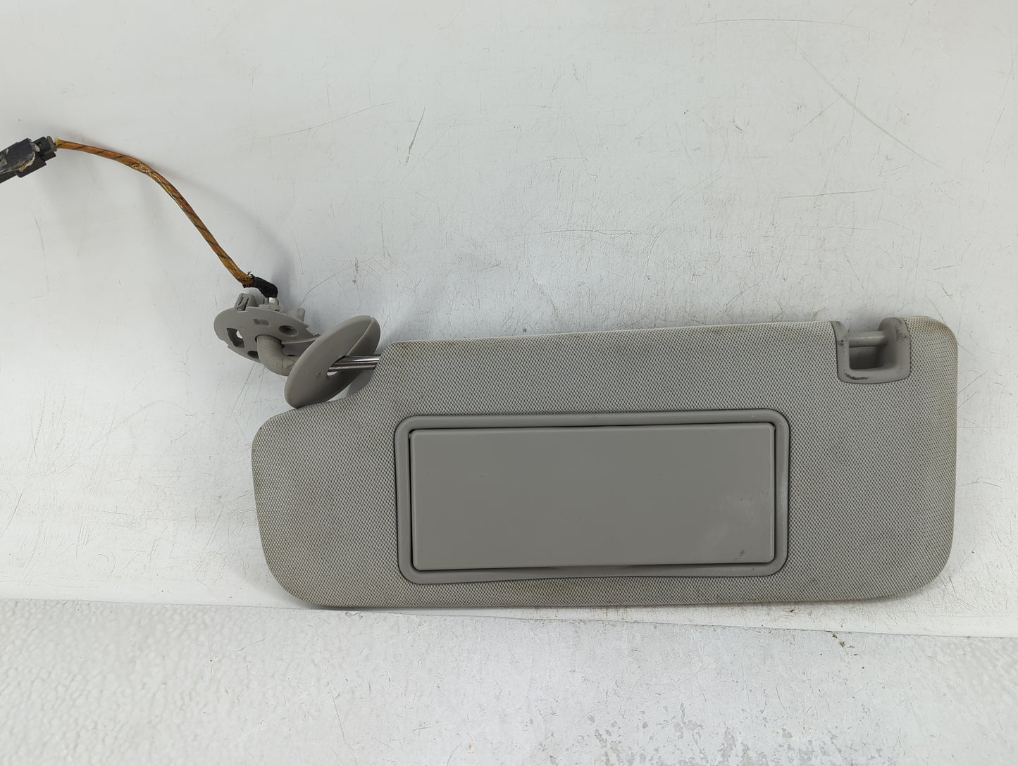 2013-2016 Chevrolet Malibu Sun Visor Shade Replacement Driver Left Mirror Fits Fits 2013 2014 2015 2016 OEM Used Auto Parts 