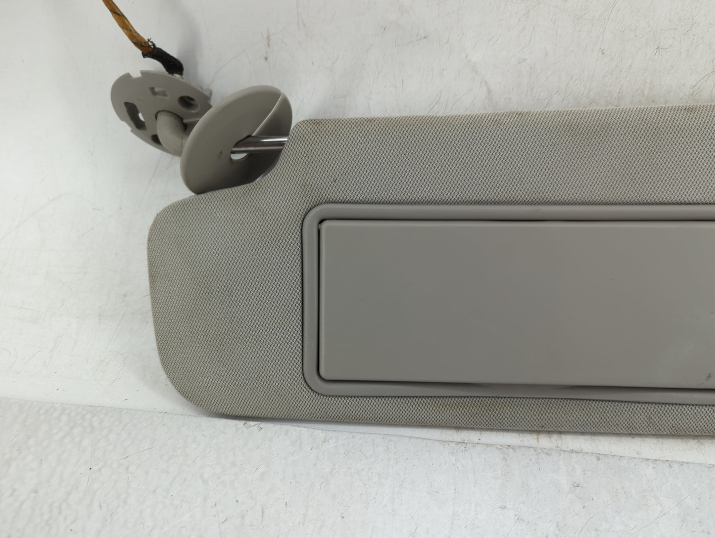 2013-2016 Chevrolet Malibu Sun Visor Shade Replacement Driver Left Mirror Fits Fits 2013 2014 2015 2016 OEM Used Auto Parts 