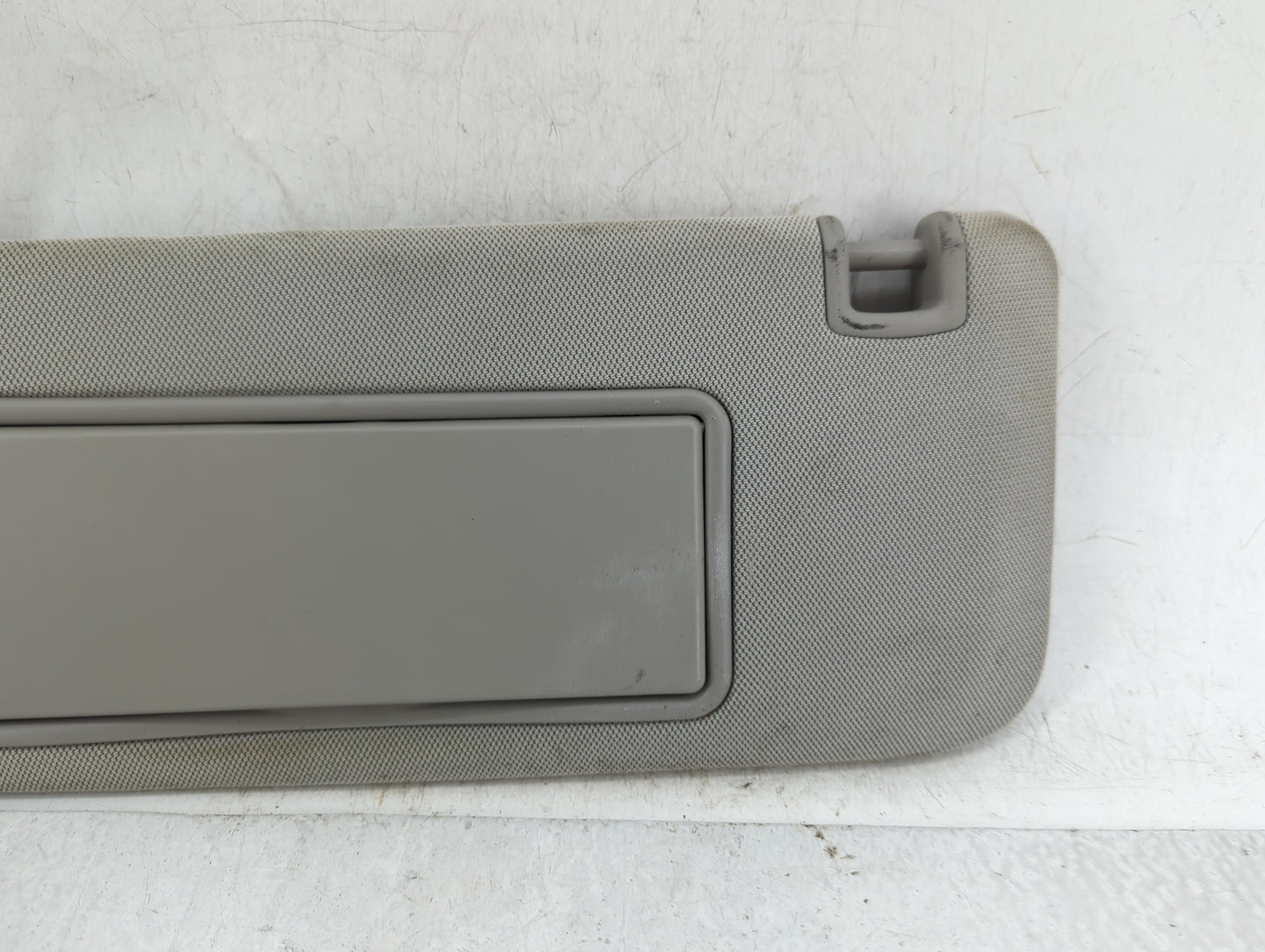 2013-2016 Chevrolet Malibu Sun Visor Shade Replacement Driver Left Mirror Fits Fits 2013 2014 2015 2016 OEM Used Auto Parts 