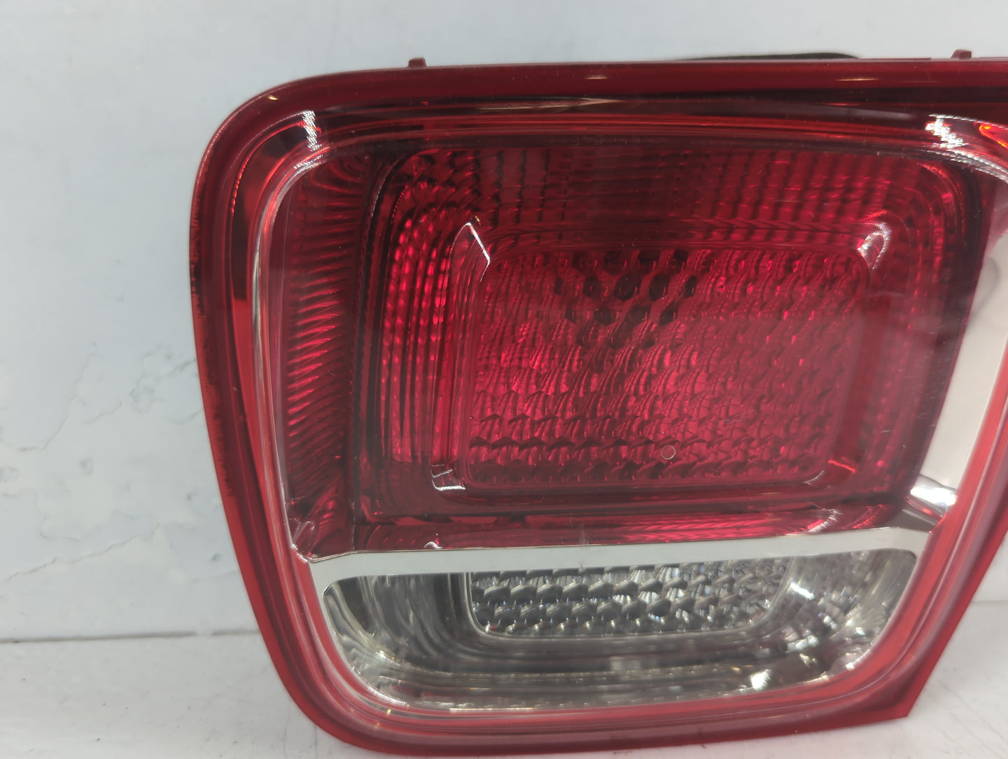 2013-2016 Chevrolet Malibu Tail Light Assembly Passenger Right OEM P/N:22907312 Fits Fits 2013 2014 2015 2016 OEM Used Auto 