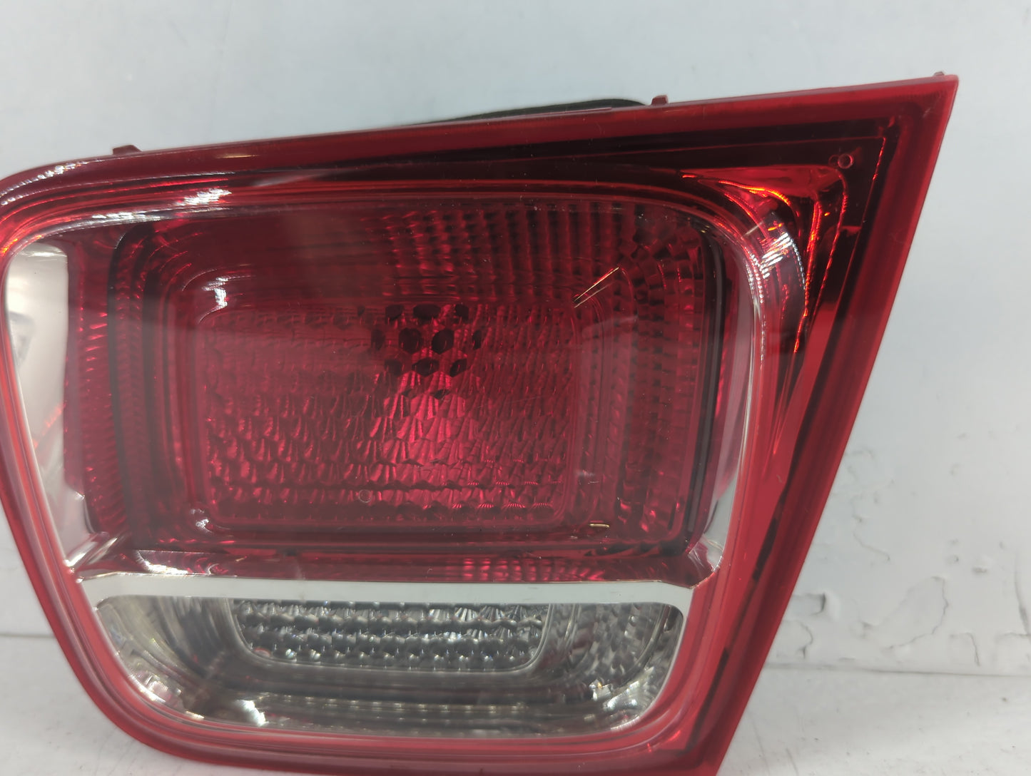 2013-2016 Chevrolet Malibu Tail Light Assembly Passenger Right OEM P/N:22907312 Fits Fits 2013 2014 2015 2016 OEM Used Auto 
