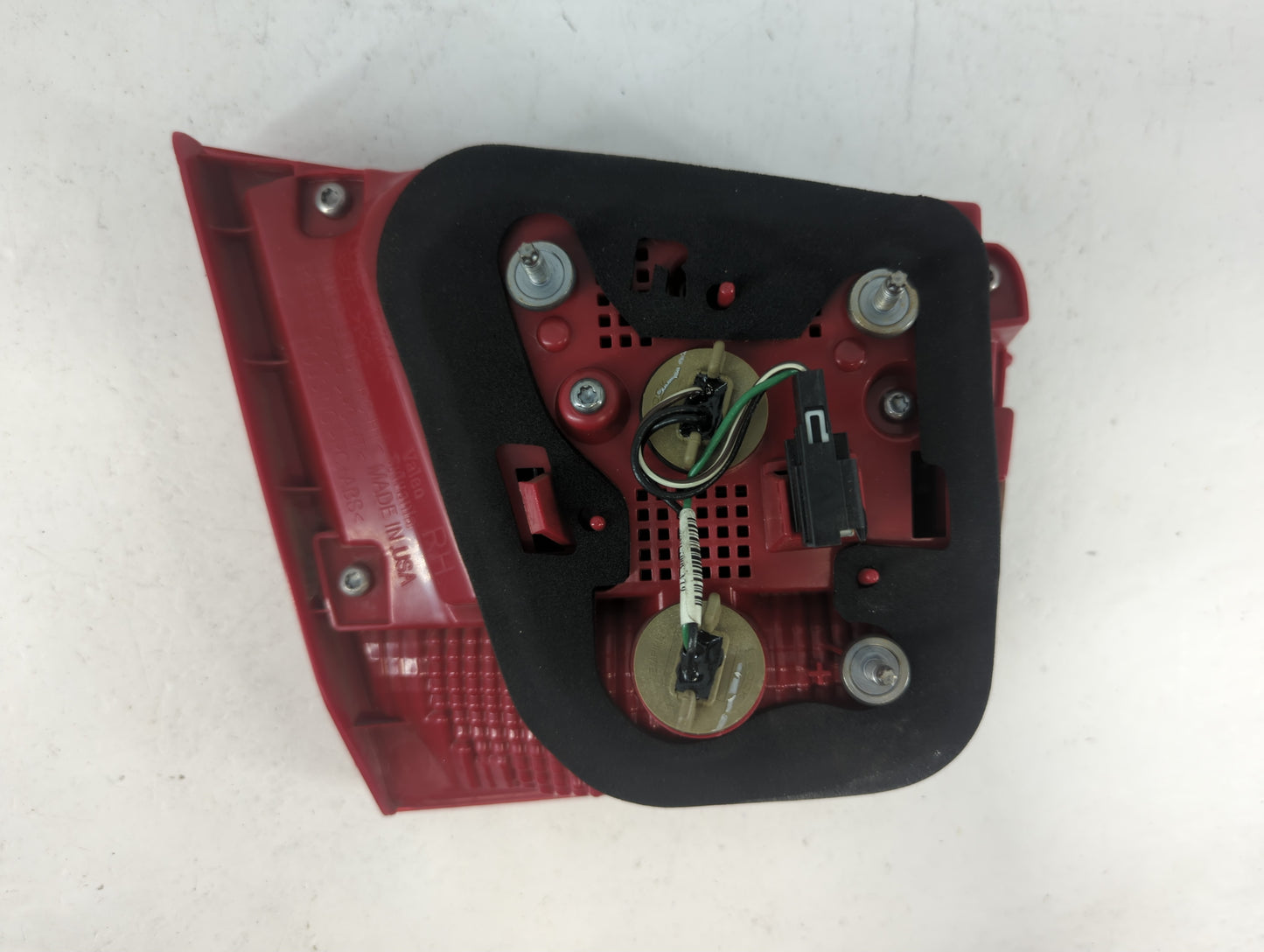 2013-2016 Chevrolet Malibu Tail Light Assembly Passenger Right OEM P/N:22907312 Fits Fits 2013 2014 2015 2016 OEM Used Auto 