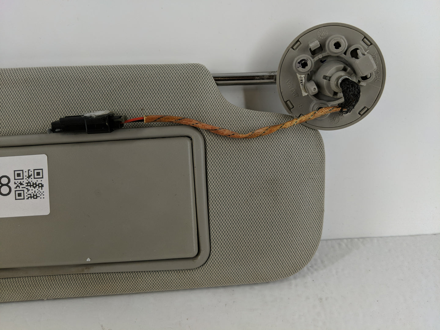 2013-2016 Chevrolet Malibu Sun Visor Shade Replacement Passenger Right Mirror Fits Fits 2013 2014 2015 2016 OEM Used Auto Pa