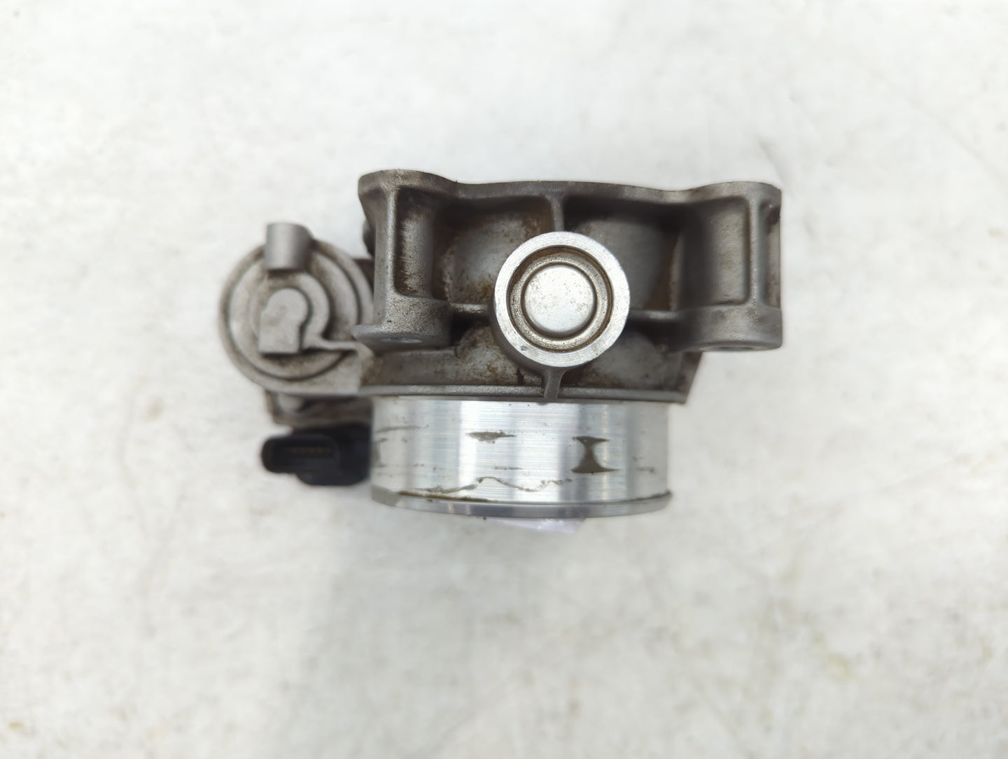 2013-2015 Chevrolet Malibu Throttle Body P/N:12627217DA Fits Fits 2013 2014 2015 2017 2018 2019 2020 OEM Used Auto Parts - O