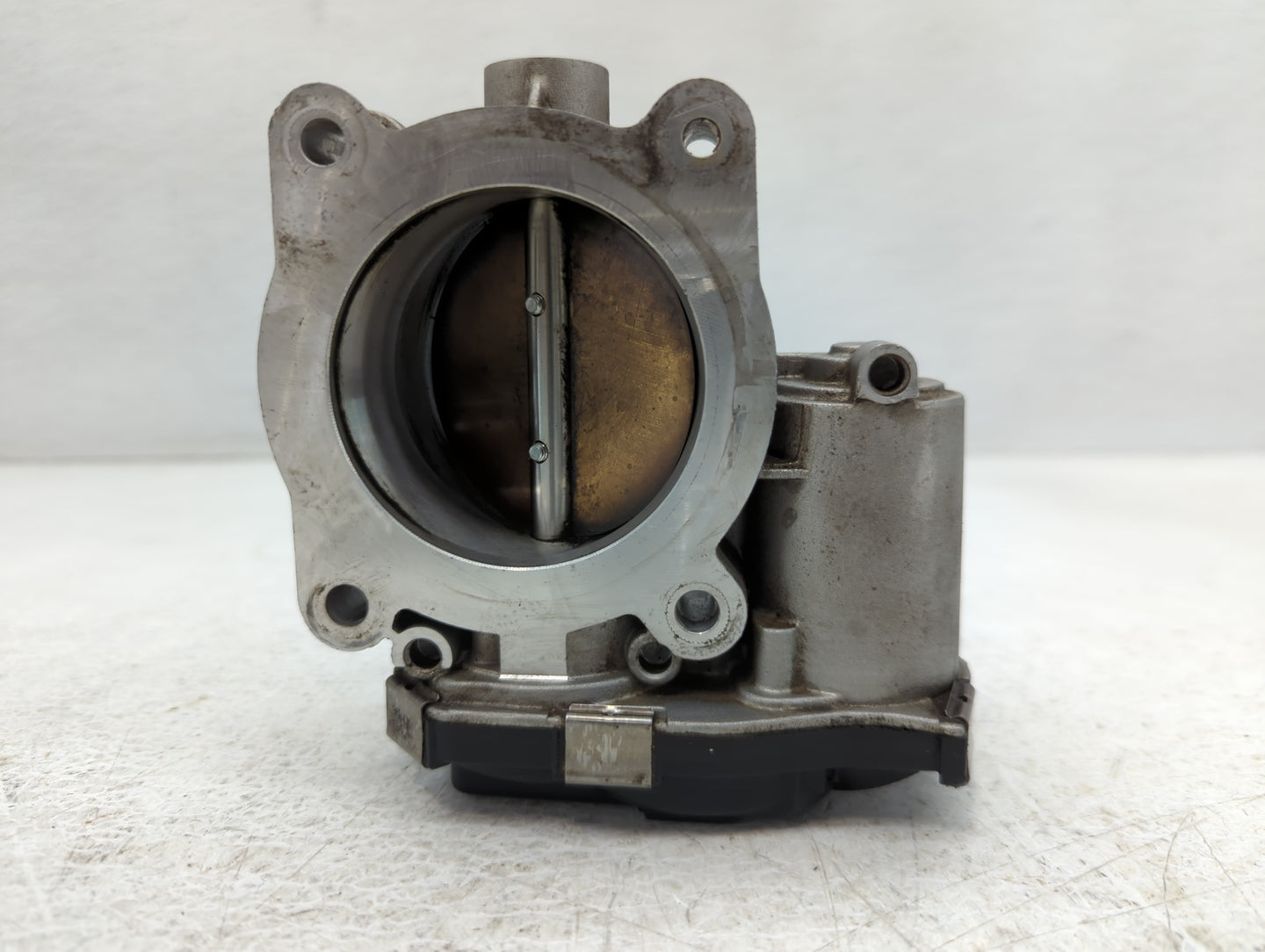 2013-2015 Chevrolet Malibu Throttle Body P/N:12627217DA Fits Fits 2013 2014 2015 2017 2018 2019 2020 OEM Used Auto Parts - O