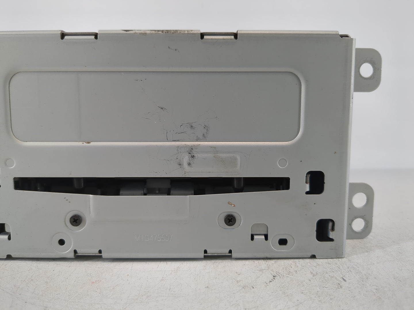 2013 Chevrolet Malibu Radio AM FM Cd Player Receiver Replacement P/N:22923802 Fits OEM Used Auto Parts - Oemusedautoparts1.c
