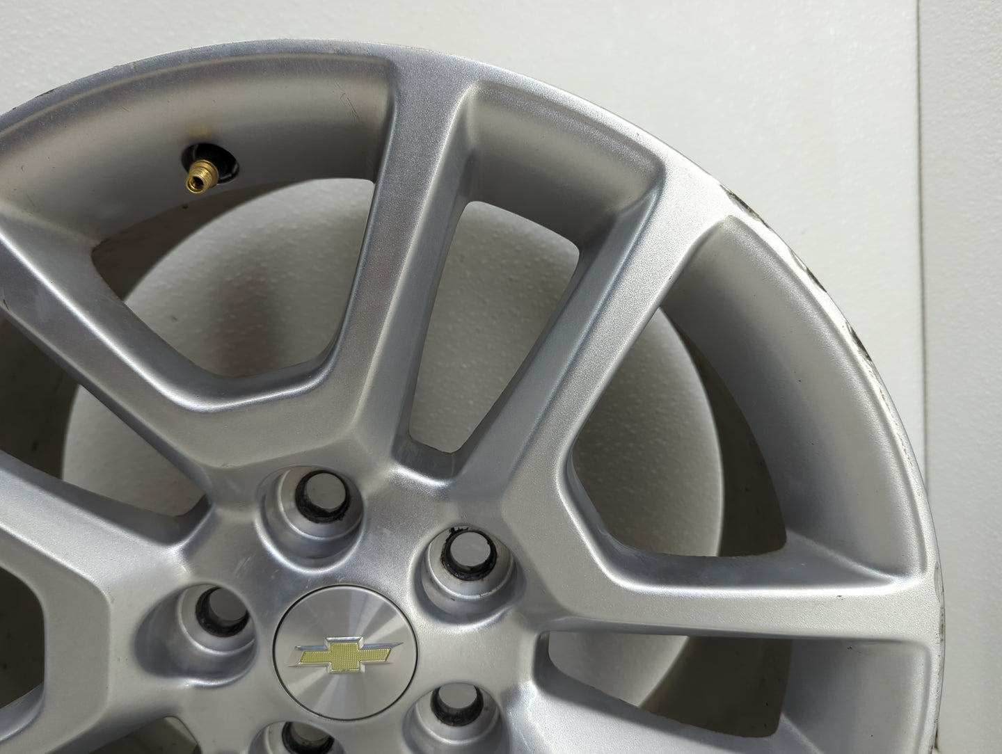 2013-2014 Chevrolet Malibu Oem Wheel Rim - Oemusedautoparts1.com