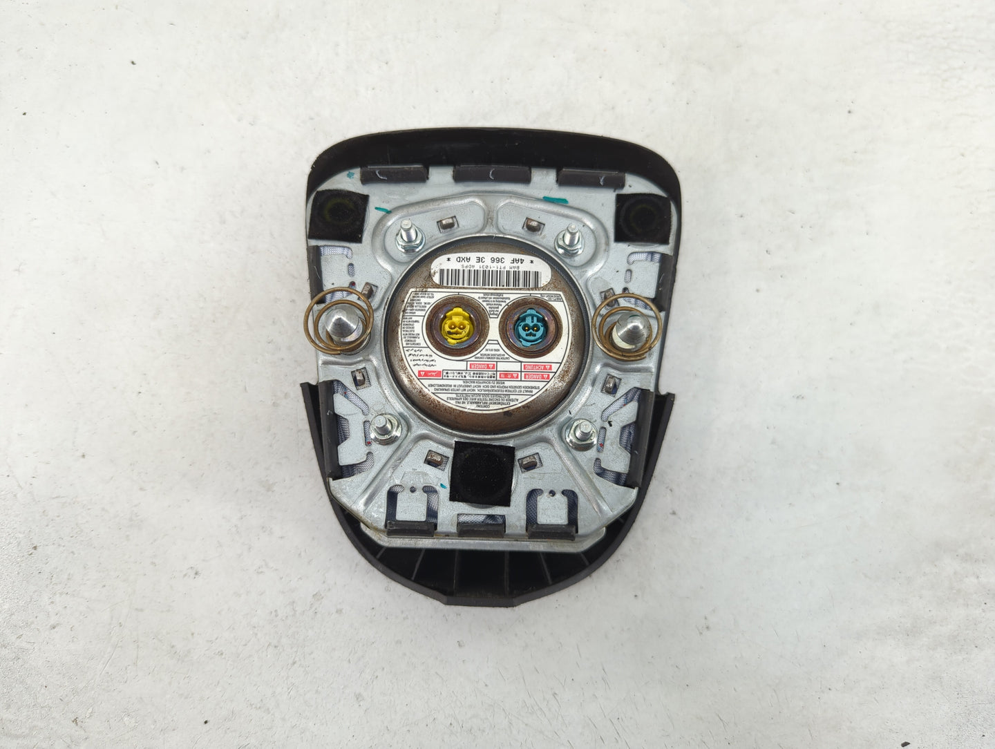 2013-2016 Chevrolet Malibu Air Bag Driver Left Steering Wheel Mounted - Oemusedautoparts1.com