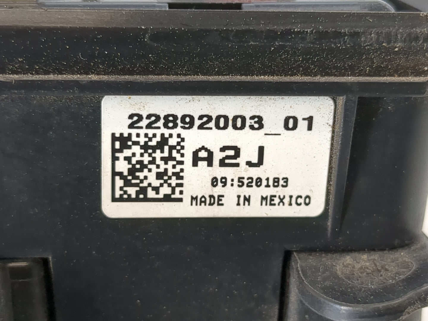 2013 Chevrolet Malibu Fusebox Fuse Box Panel Relay Module P/N:22892003 Fits OEM Used Auto Parts - Oemusedautoparts1.com