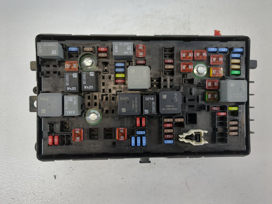 2013 Chevrolet Malibu Fusebox Fuse Box Panel Relay Module P/N:22892001 Fits OEM Used Auto Parts