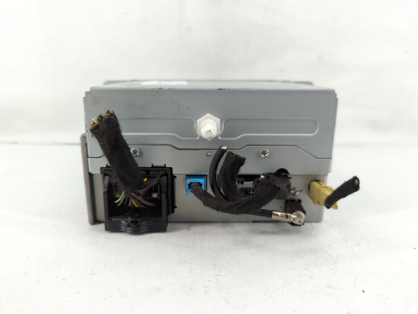 2013 Chevrolet Malibu Radio AM FM Cd Player Receiver Replacement P/N:23140543 Fits OEM Used Auto Parts - Oemusedautoparts1.c