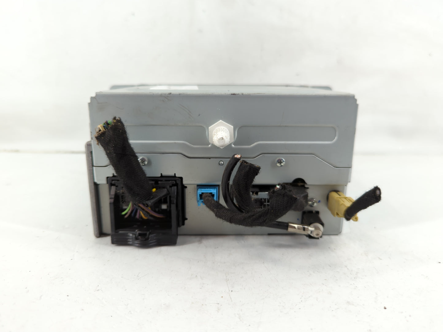 2013 Chevrolet Malibu Radio AM FM Cd Player Receiver Replacement P/N:23140543 Fits OEM Used Auto Parts - Oemusedautoparts1.c