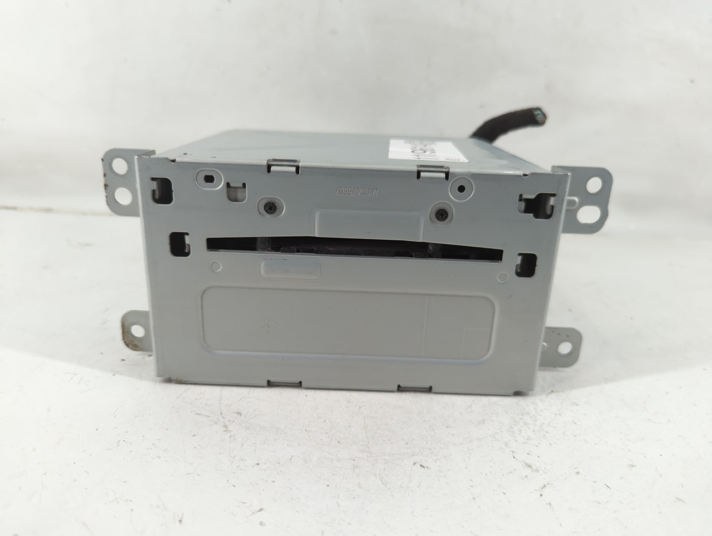 2013 Chevrolet Malibu Radio AM FM Cd Player Receiver Replacement P/N:22923802 Fits OEM Used Auto Parts - Oemusedautoparts1.c