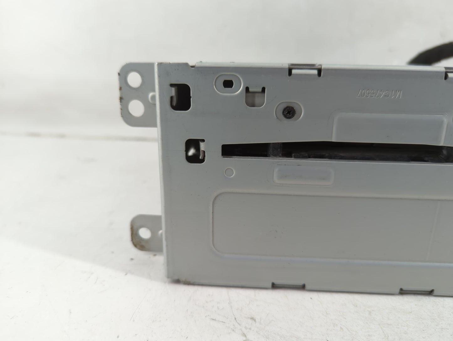 2013 Chevrolet Malibu Radio AM FM Cd Player Receiver Replacement P/N:22923802 Fits OEM Used Auto Parts - Oemusedautoparts1.c