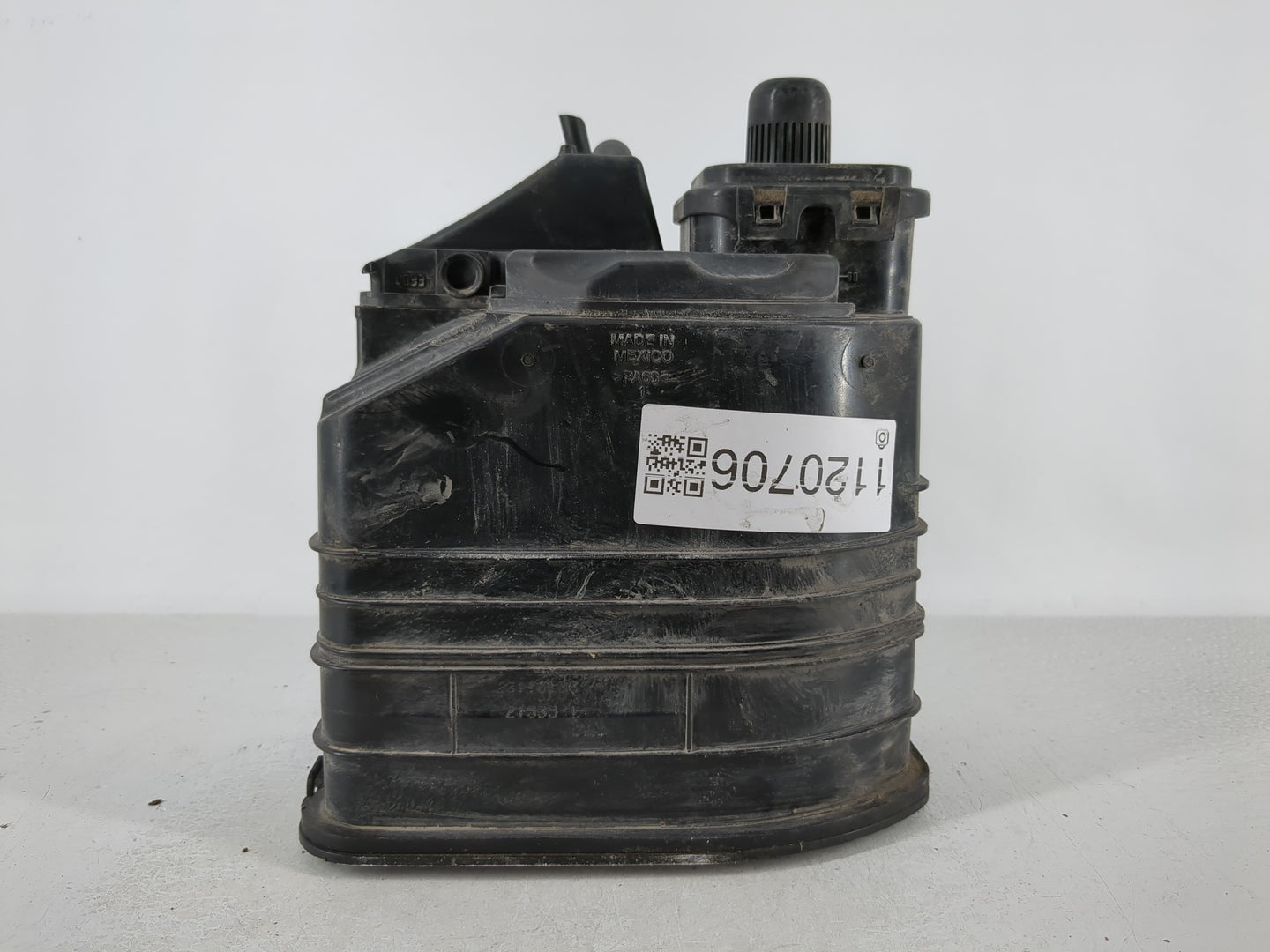 2013 Chevrolet Malibu Fuel Vapor Charcoal Canister 1120706 - Oemusedautoparts1.com