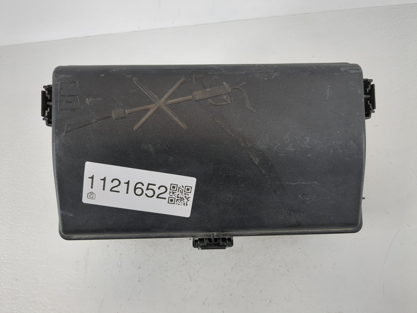 2013-2014 Chevrolet Malibu Fusebox Fuse Box Panel Relay Module P/N:22892003 Fits Fits 2013 2014 OEM Used Auto Parts - Oemuse