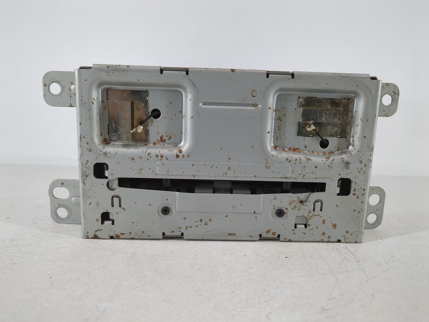2013 Chevrolet Malibu Radio AM FM Cd Player Receiver Replacement P/N:23140543 Fits OEM Used Auto Parts - Oemusedautoparts1.c
