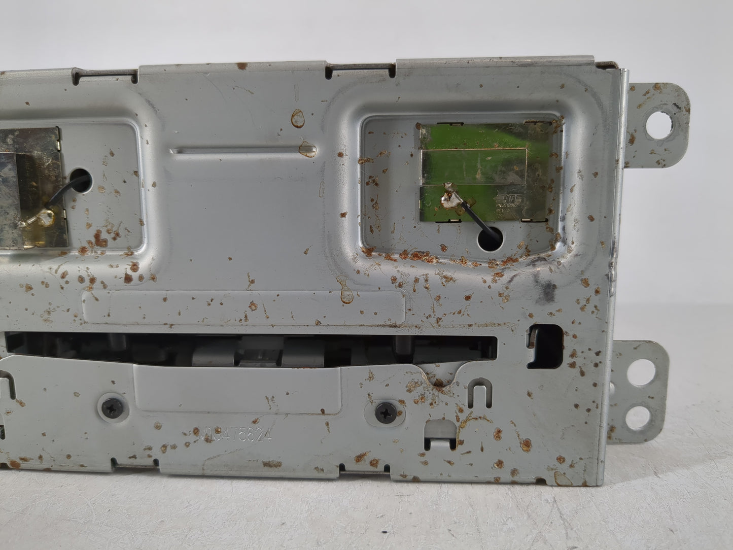 2013 Chevrolet Malibu Radio AM FM Cd Player Receiver Replacement P/N:23140543 Fits OEM Used Auto Parts - Oemusedautoparts1.c