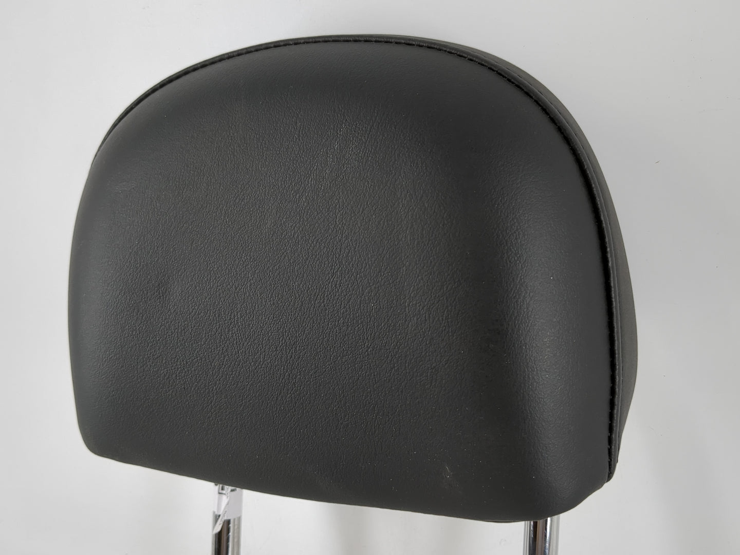 2013 Chevrolet Malibu Headrest Head Rest Rear Seat Fits OEM Used Auto Parts - Oemusedautoparts1.com
