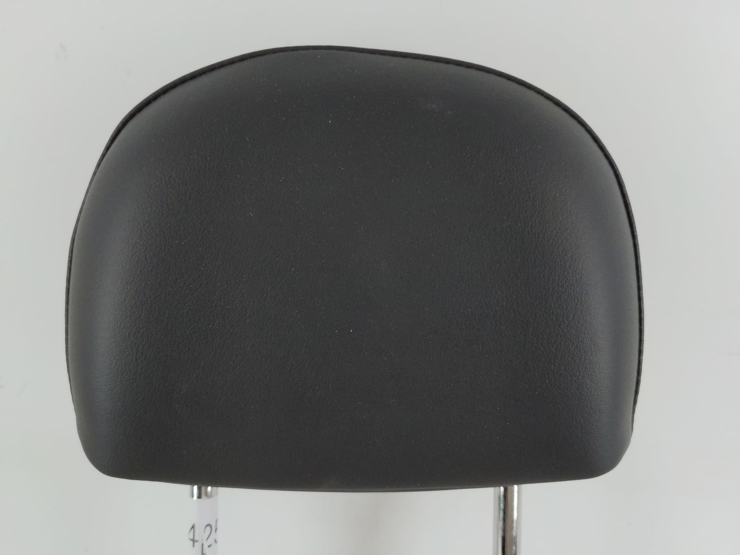 2013 Chevrolet Malibu Headrest Head Rest Rear Seat Fits OEM Used Auto Parts - Oemusedautoparts1.com