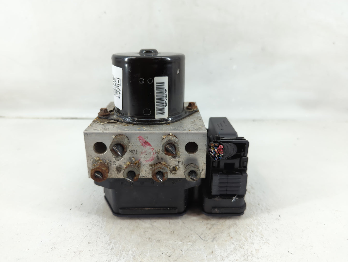 2013-2016 Chevrolet Malibu ABS Pump Control Module Replacement P/N:22827930 Fits Fits 2012 2013 2014 2015 2016 OEM Used Auto