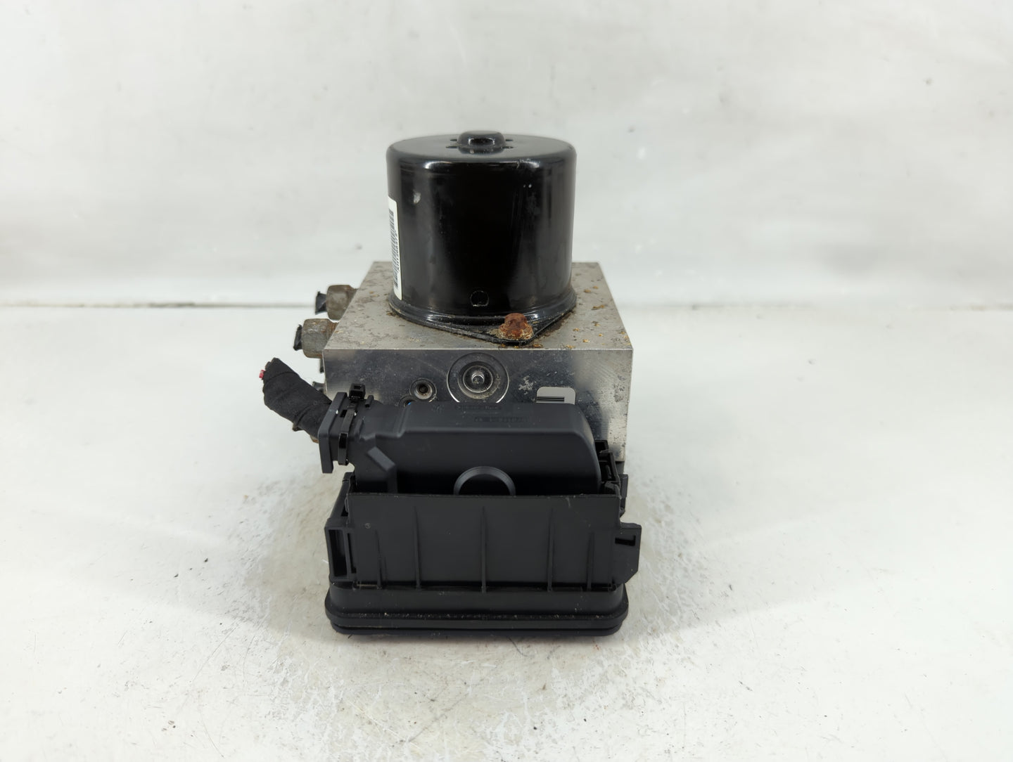 2013-2016 Chevrolet Malibu ABS Pump Control Module Replacement P/N:22827930 Fits Fits 2012 2013 2014 2015 2016 OEM Used Auto