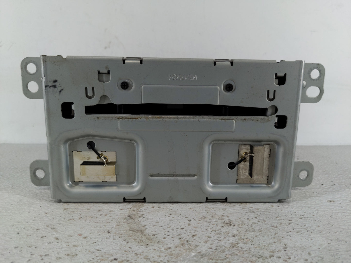 2013 Chevrolet Malibu Radio AM FM Cd Player Receiver Replacement P/N:22980112 23140543 Fits OEM Used Auto Parts - Oemusedaut