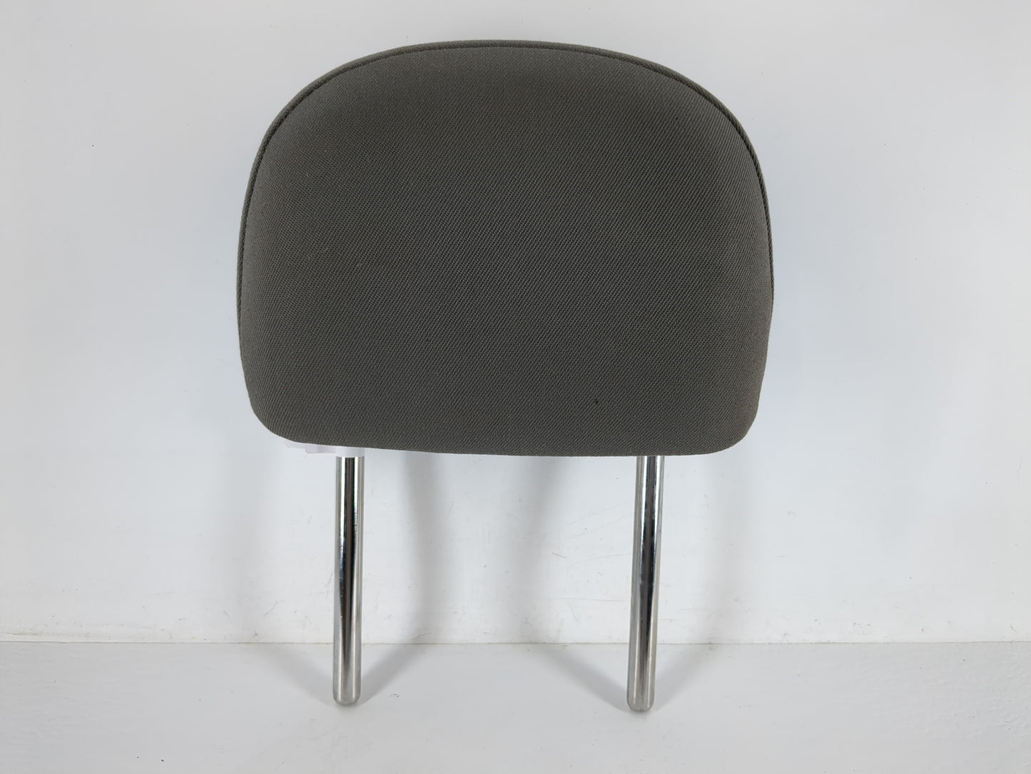 2013 Chevrolet Malibu Headrest Head Rest Rear Seat Fits OEM Used Auto Parts - Oemusedautoparts1.com