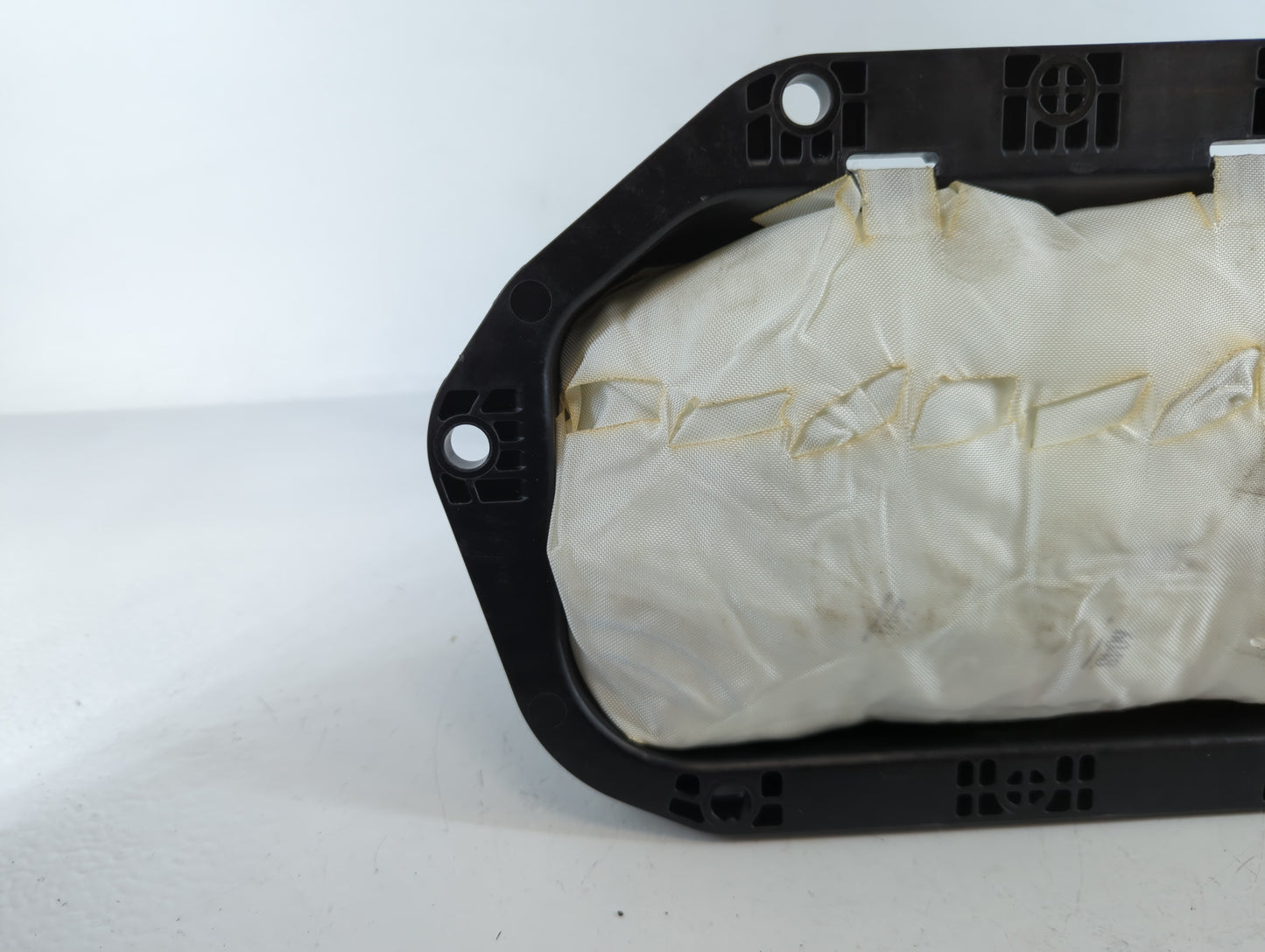 2013-2016 Chevrolet Malibu Air Bag Passenger Right Dashboard OEM P/N:22875539 Fits Fits 2013 2014 2015 2016 OEM Used Auto Pa