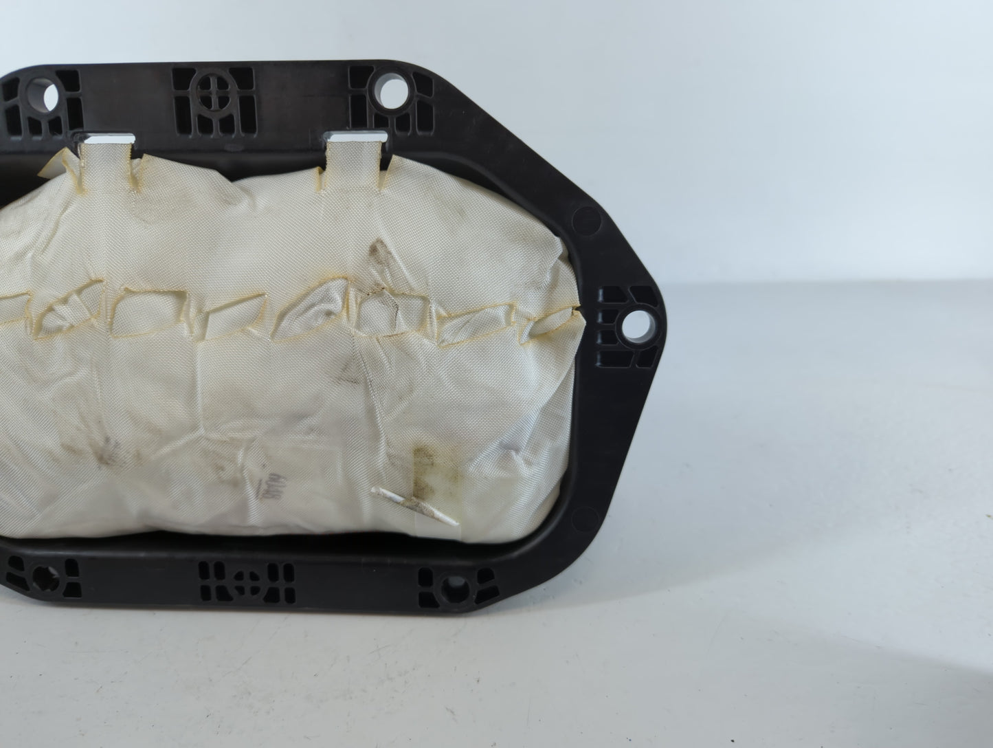 2013-2016 Chevrolet Malibu Air Bag Passenger Right Dashboard OEM P/N:22875539 Fits Fits 2013 2014 2015 2016 OEM Used Auto Pa