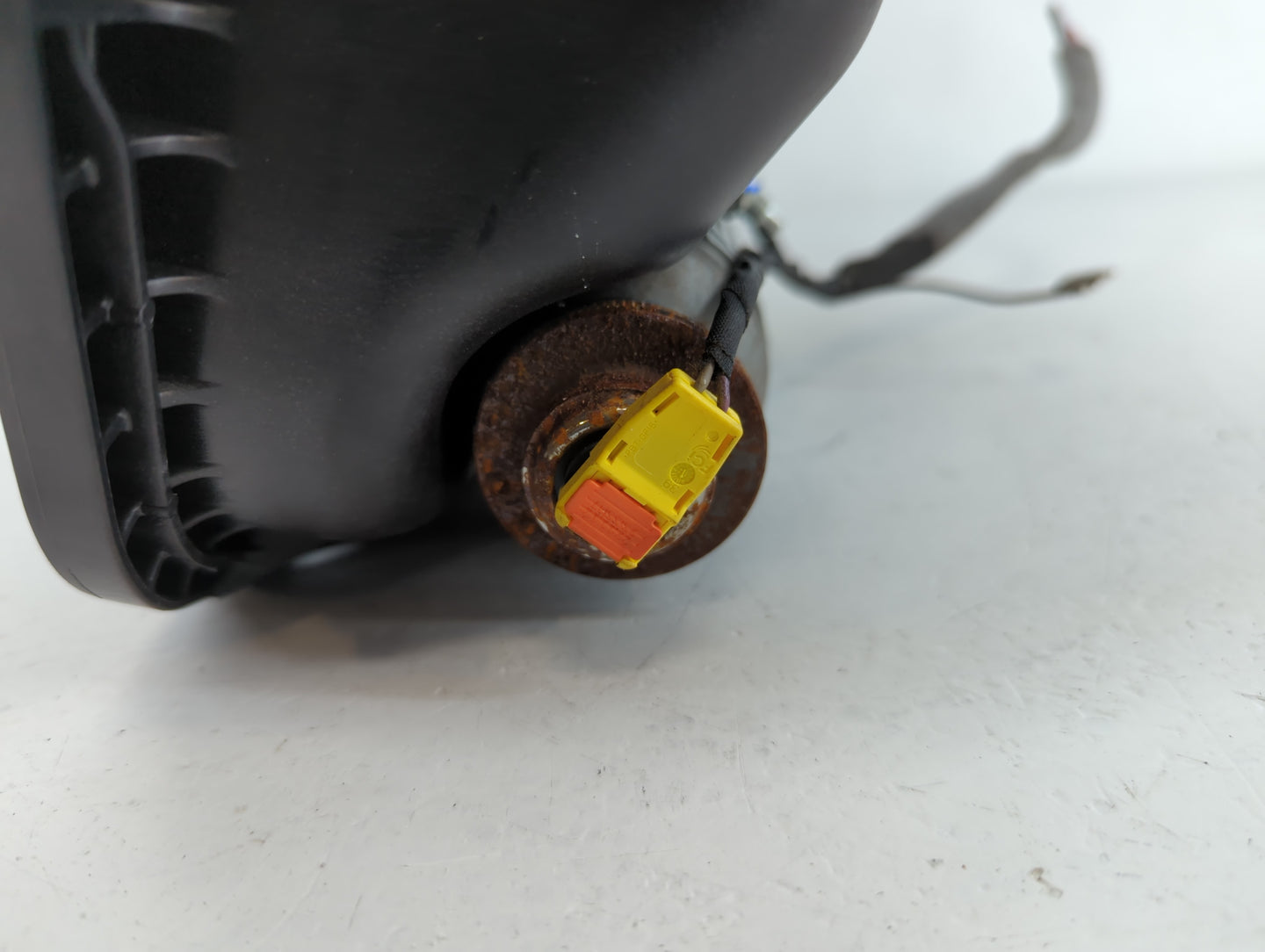 2013-2016 Chevrolet Malibu Air Bag Passenger Right Dashboard OEM P/N:22875539 Fits Fits 2013 2014 2015 2016 OEM Used Auto Pa