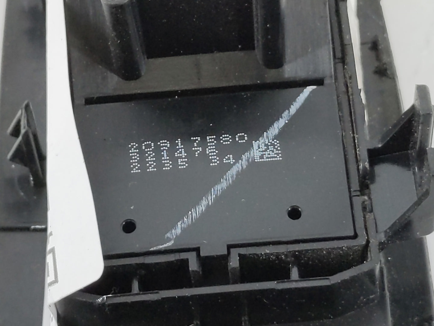 2013 Chevrolet Malibu Master Power Window Switch Replacement Driver Side Left P/N:25872074 Fits Fits 2011 2012 OEM Used Auto