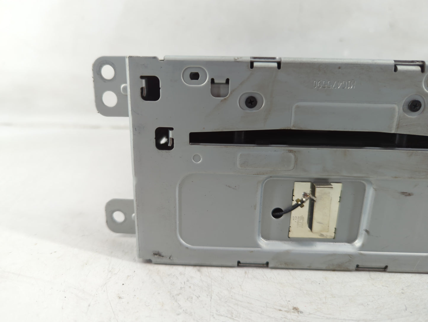 2013 Chevrolet Malibu Radio AM FM Cd Player Receiver Replacement P/N:22911992 Fits OEM Used Auto Parts - Oemusedautoparts1.c