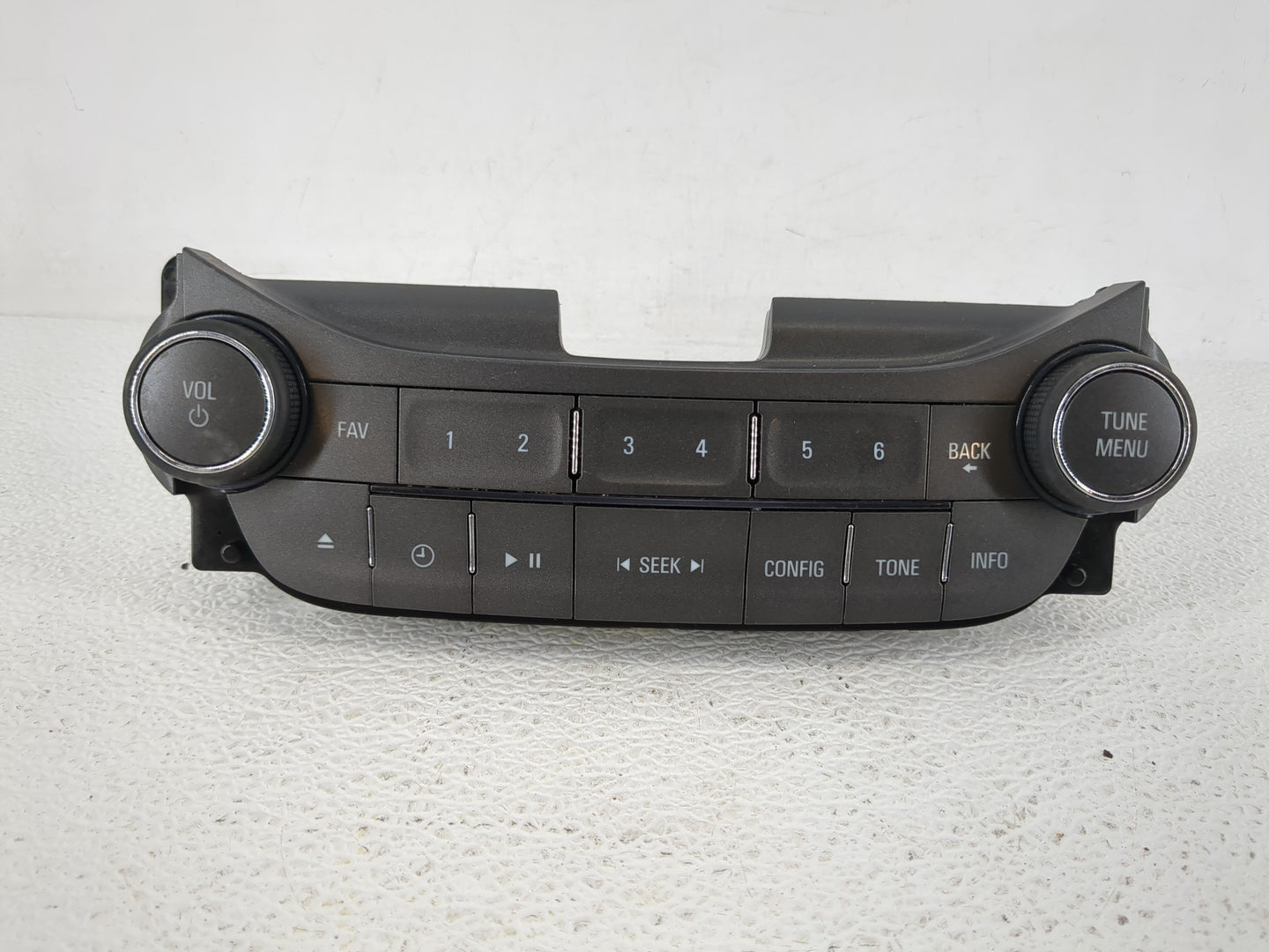 2013 Chevrolet Malibu Radio AM FM Cd Player Receiver Replacement P/N:22881001 Fits OEM Used Auto Parts - Oemusedautoparts1.c