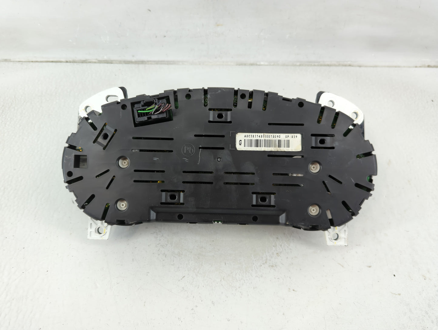 2013 Chevrolet Malibu Instrument Cluster Speedometer Gauges P/N:22862366 Fits OEM Used Auto Parts - Oemusedautoparts1.com