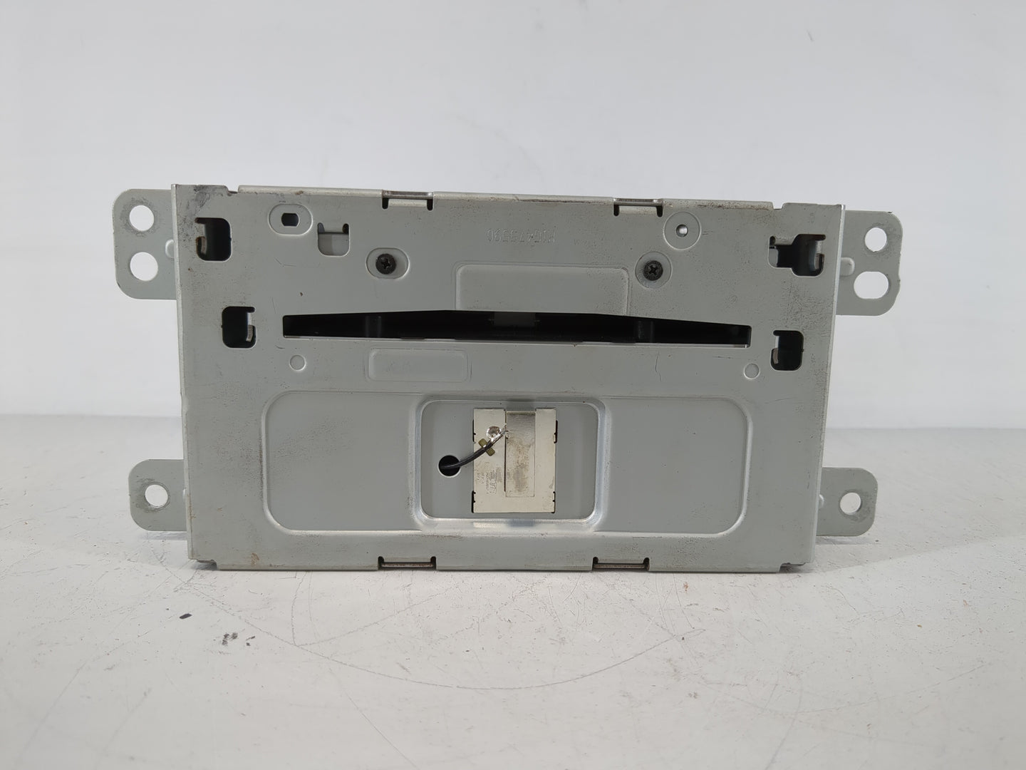 2013 Chevrolet Malibu Radio AM FM Cd Player Receiver Replacement P/N:22911992 Fits OEM Used Auto Parts - Oemusedautoparts1.c