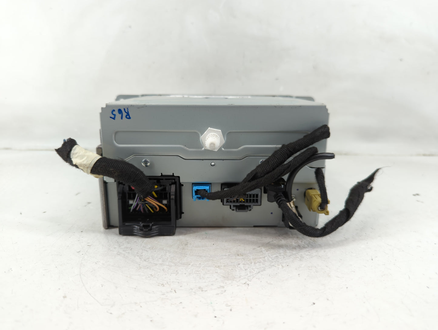 2013 Chevrolet Malibu Radio AM FM Cd Player Receiver Replacement P/N:22925286 Fits OEM Used Auto Parts - Oemusedautoparts1.c