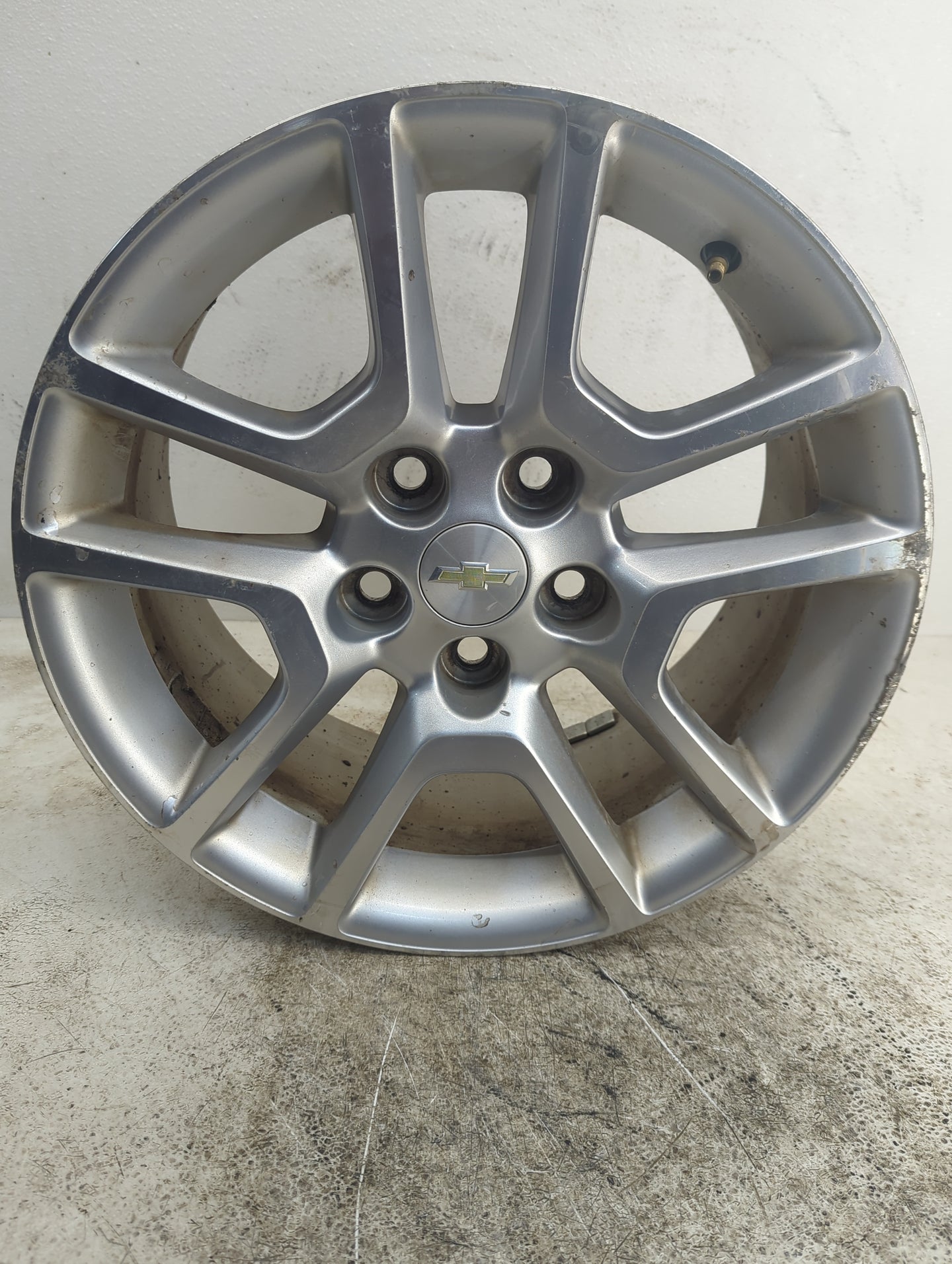 2013-2014 Chevrolet Malibu Oem Wheel Rim - Oemusedautoparts1.com