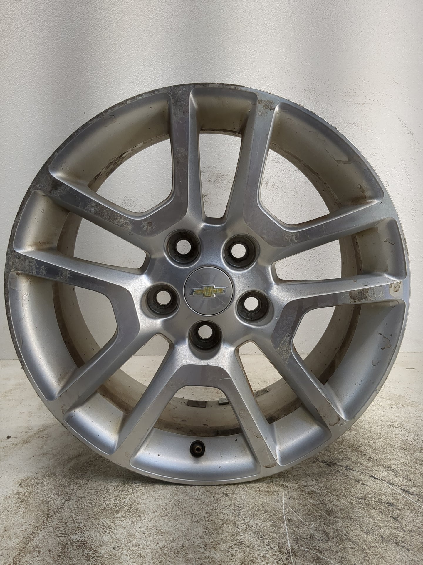 2013-2014 Chevrolet Malibu Oem Wheel Rim - Oemusedautoparts1.com