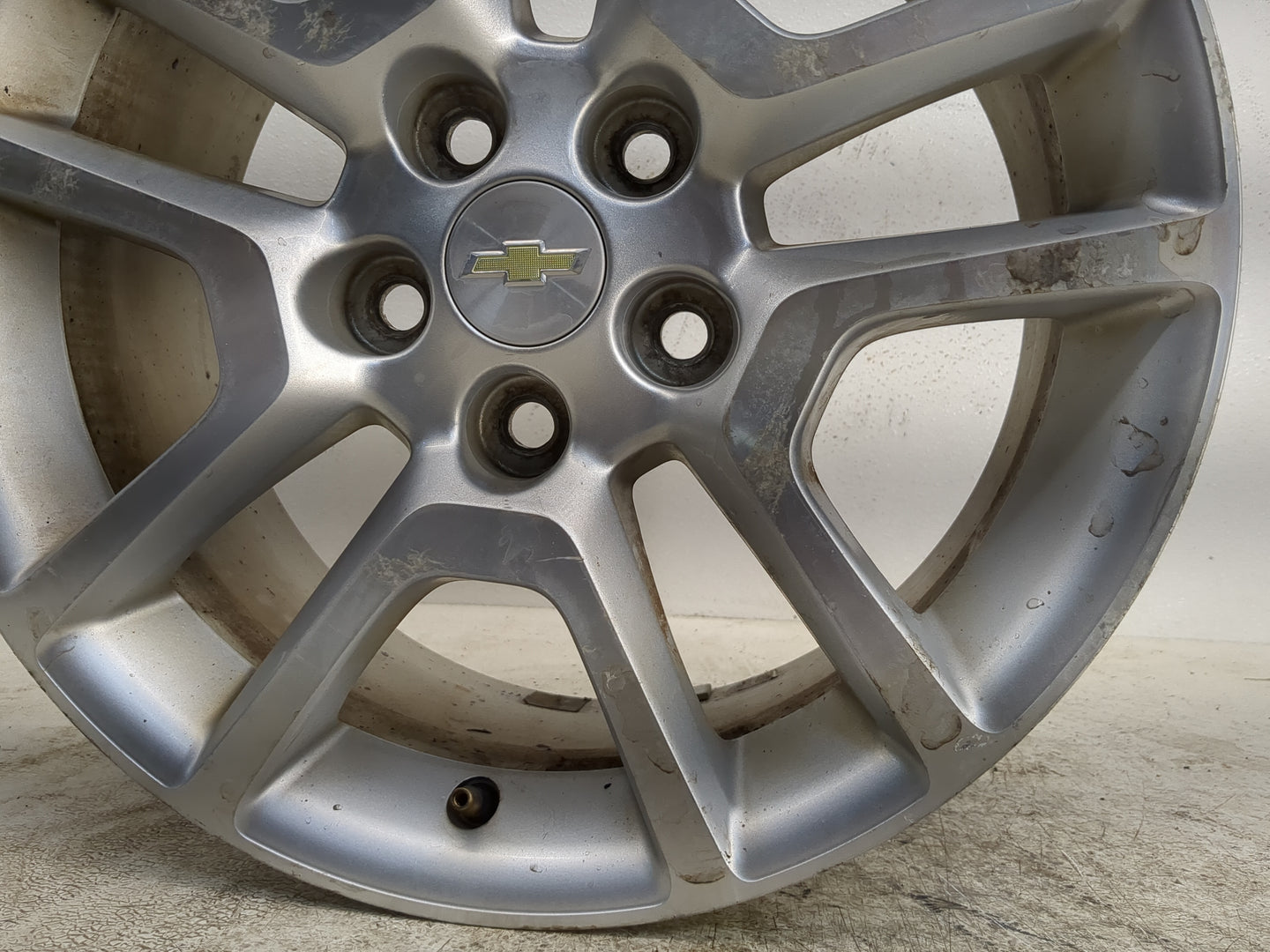 2013-2014 Chevrolet Malibu Oem Wheel Rim - Oemusedautoparts1.com