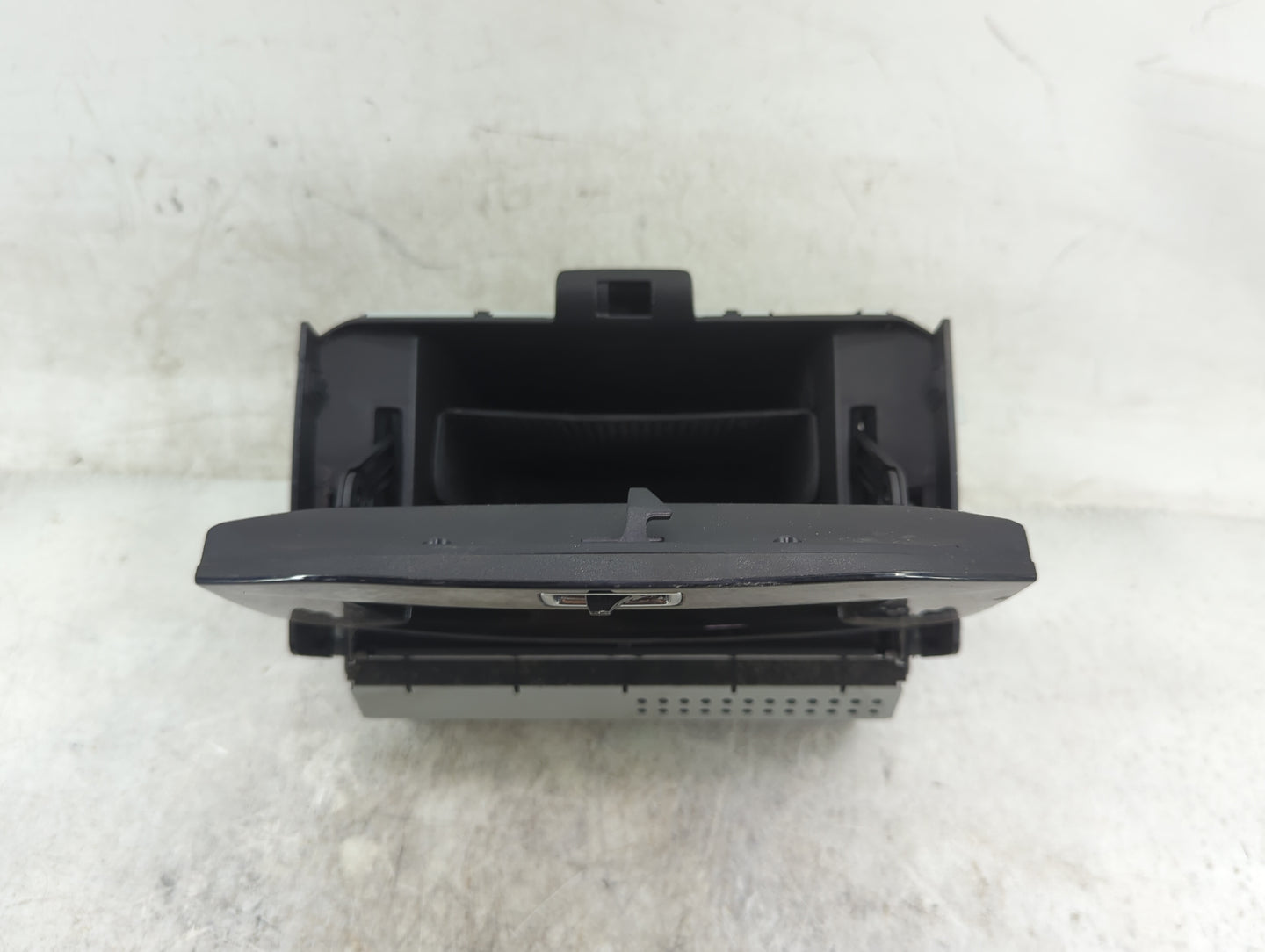 2013-2016 Chevrolet Malibu Information Display Screen 1182401 - Oemusedautoparts1.com