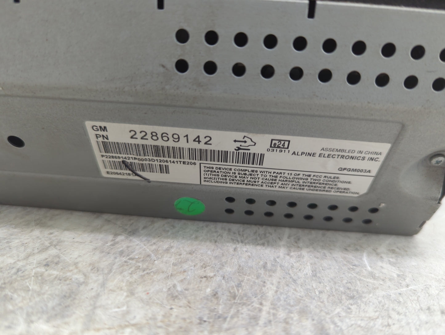 2013-2016 Chevrolet Malibu Information Display Screen 1182401 - Oemusedautoparts1.com
