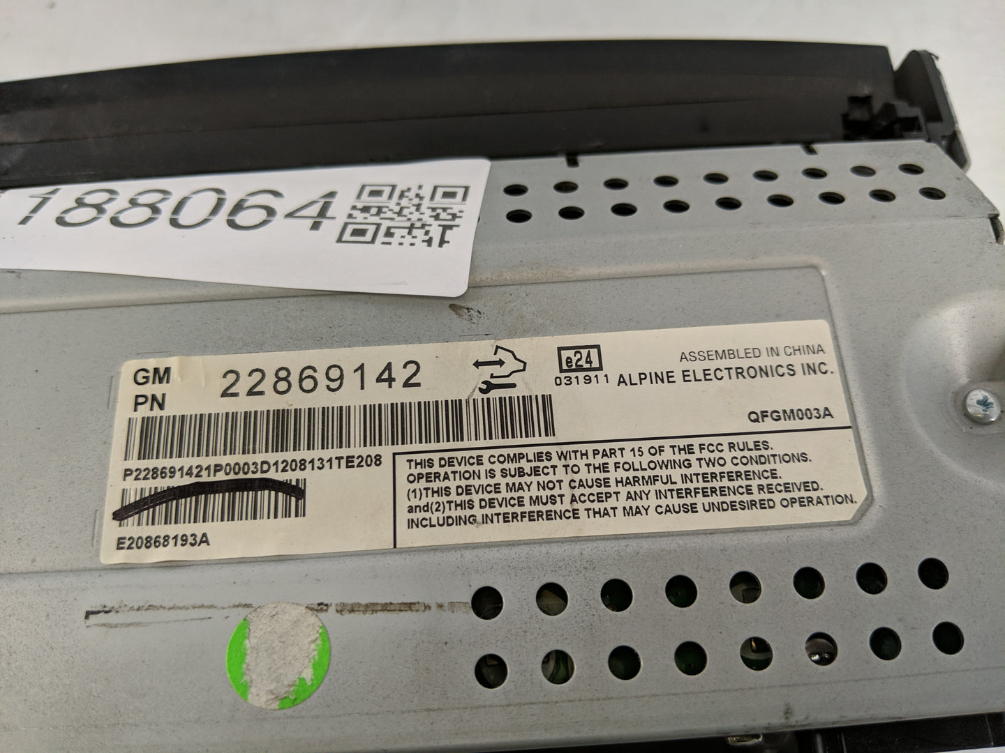 2013 Chevrolet Malibu Radio AM FM Cd Player Receiver Replacement P/N:22869142 Fits OEM Used Auto Parts - Oemusedautoparts1.c