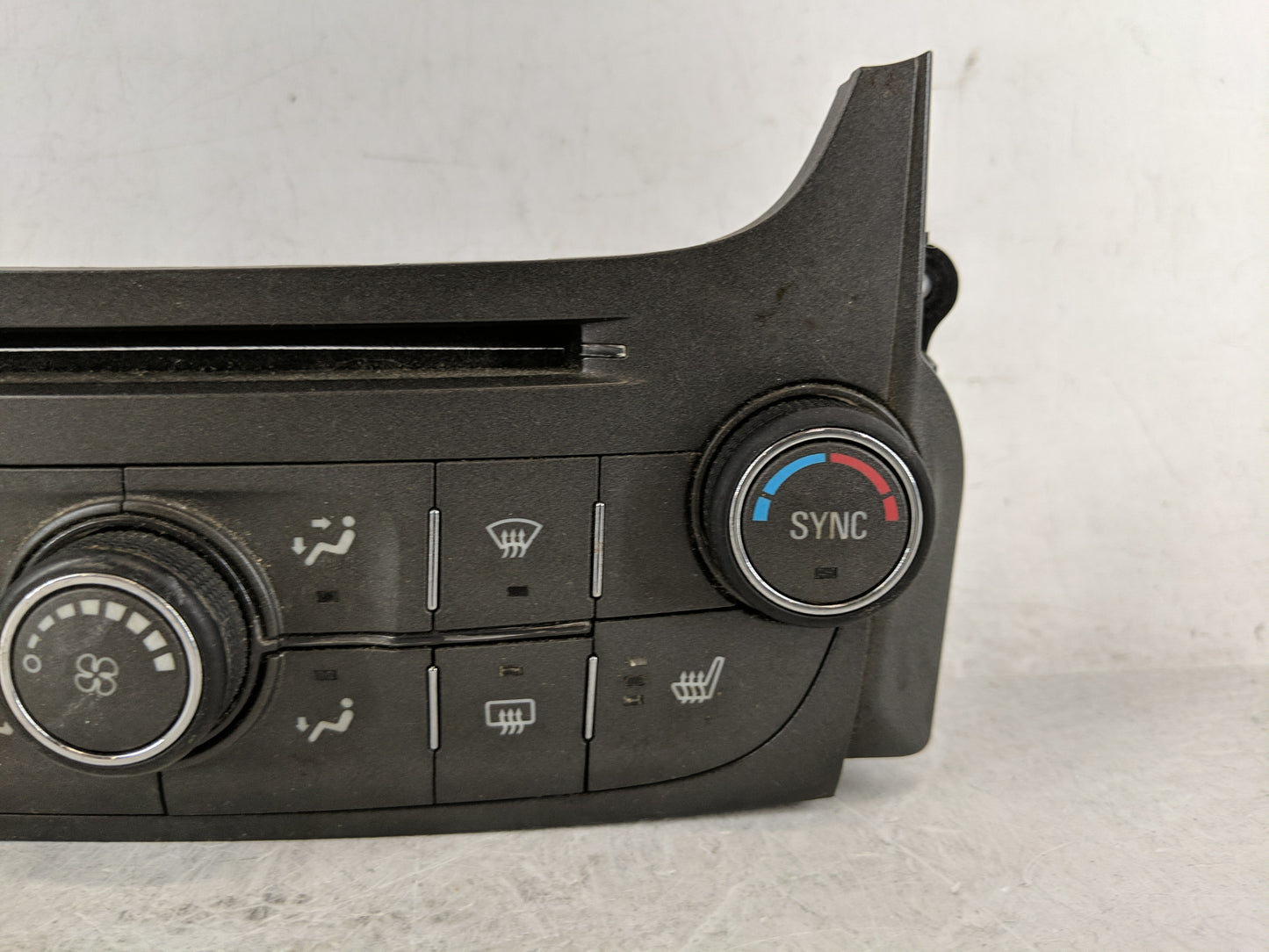 2013 Chevrolet Malibu Climate Control Module Temperature AC/Heater Replacement P/N:22854786 Fits OEM Used Auto Parts - Oemus