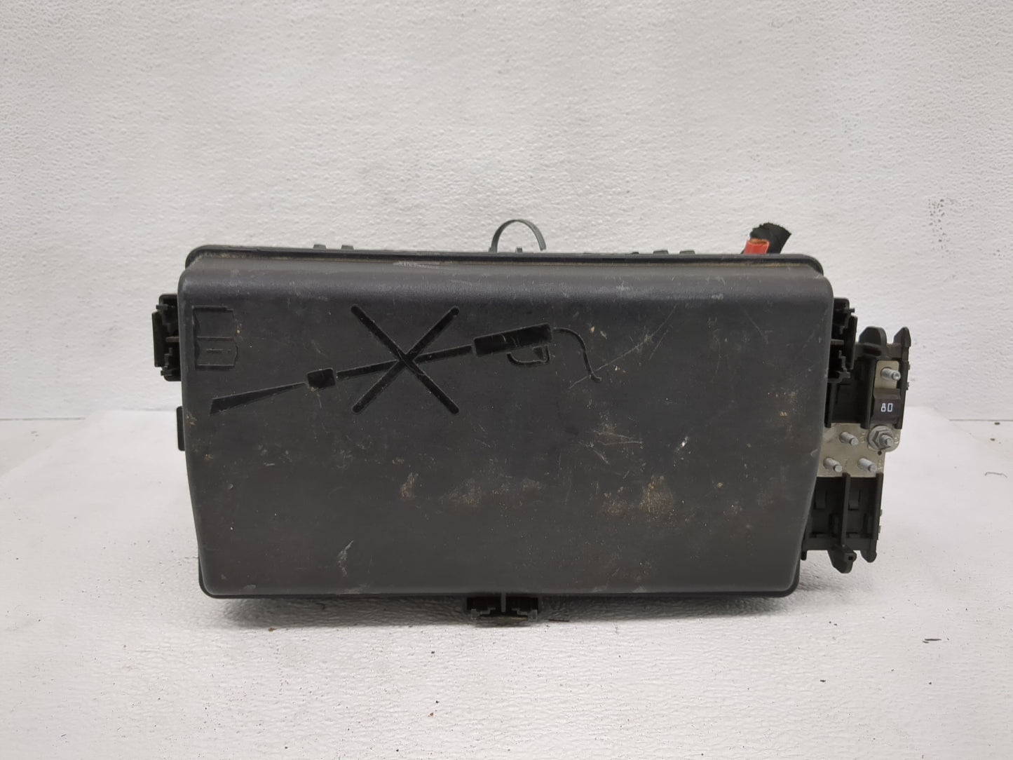 2013 Chevrolet Malibu Fusebox Fuse Box Panel Relay Module P/N:592914 7320U, 23487320-01 Fits OEM Used Auto Parts - Oemusedau