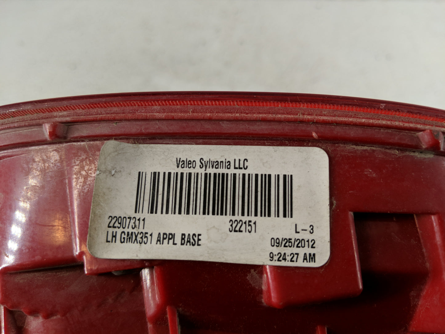 2013-2016 Chevrolet Malibu Tail Light Assembly Driver Left OEM P/N:22907311 Fits Fits 2013 2014 2015 2016 OEM Used Auto Part