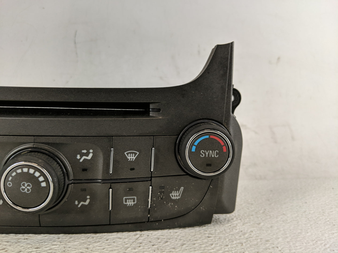 2013 Chevrolet Malibu Climate Control Module Temperature AC/Heater Replacement P/N:22854774 Fits OEM Used Auto Parts - Oemus