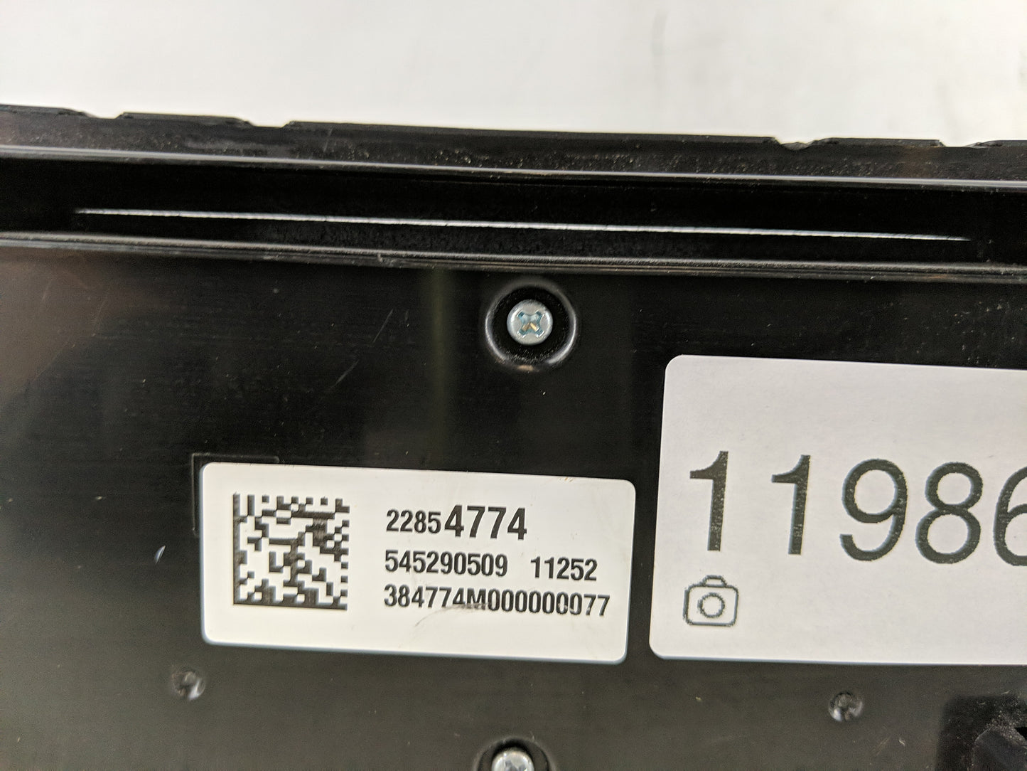 2013 Chevrolet Malibu Climate Control Module Temperature AC/Heater Replacement P/N:22854774 Fits OEM Used Auto Parts - Oemus